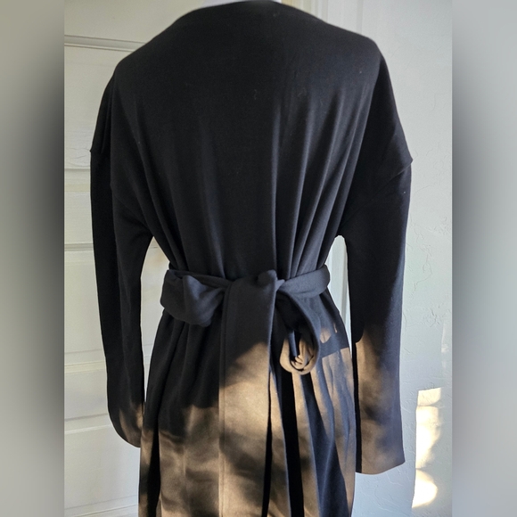 NEW Modern Citizen Black Long Sleeve Dress - Picture 4 of 6